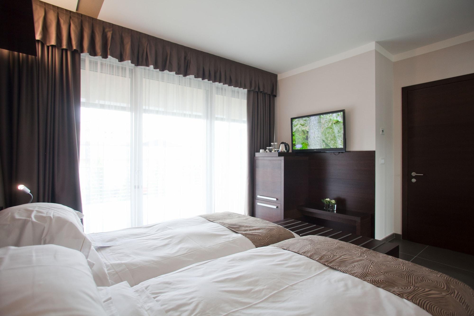 Aqualux Hotel Spa Suite & Terme Бардоліно Екстер'єр фото