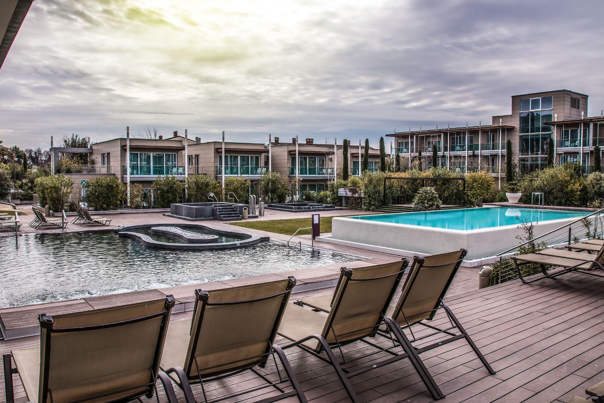 Aqualux Hotel Spa Suite & Terme Бардоліно Екстер'єр фото