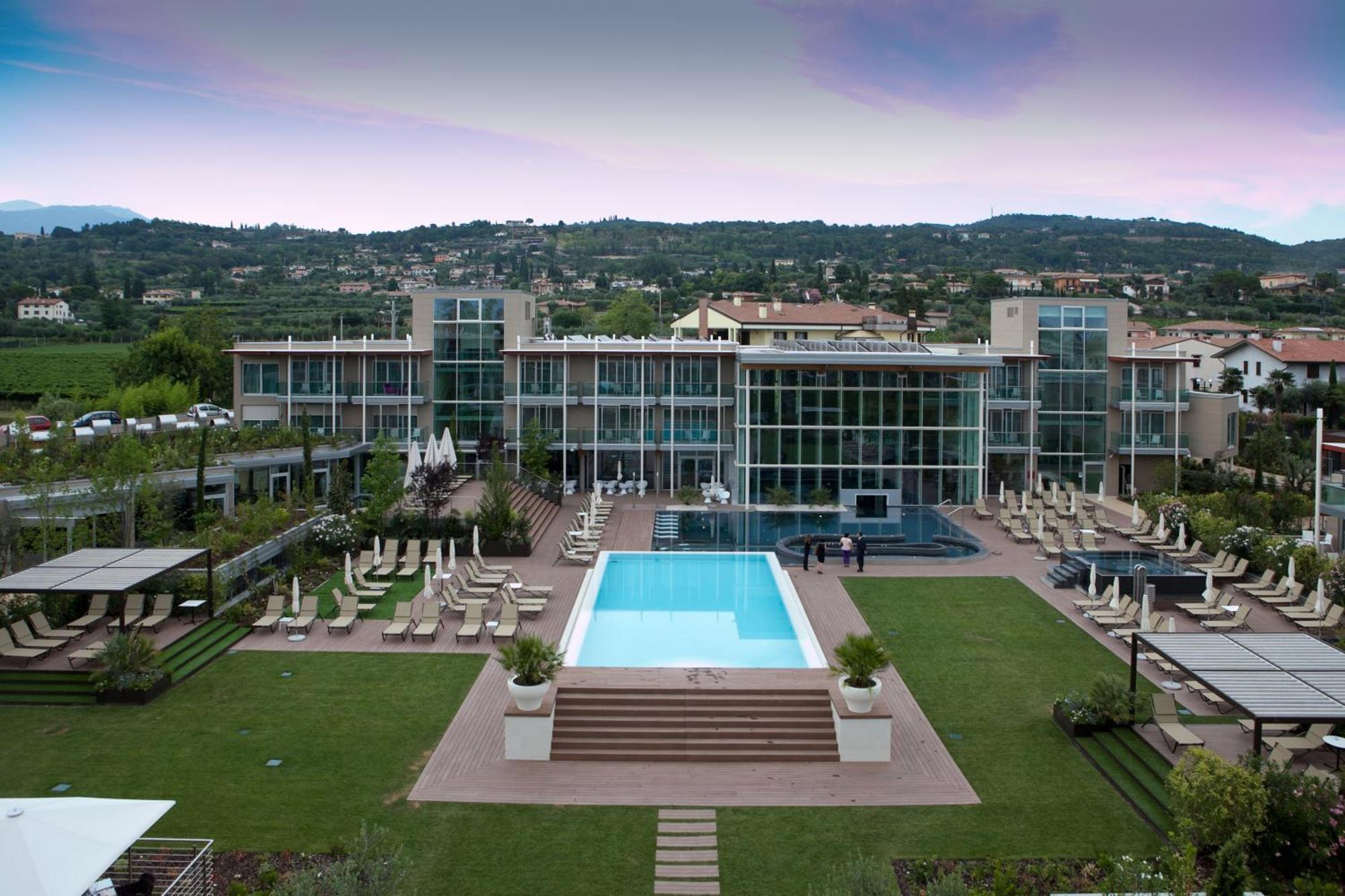 Aqualux Hotel Spa Suite & Terme Бардоліно Екстер'єр фото